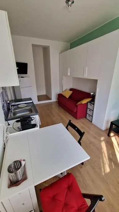 Appartamento Monolocale 4 - Istria M5 Milano