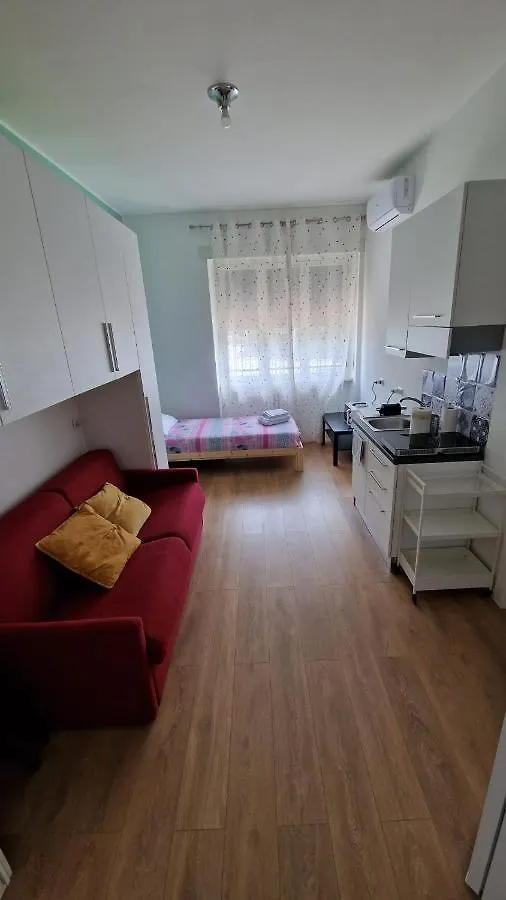 Appartamento Monolocale 4 - Istria M5 Milano